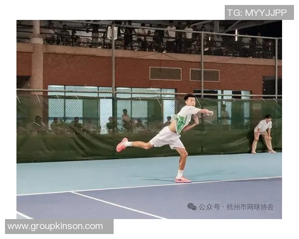 杭州网球队中路突破的战术解析与深度剖析